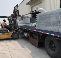 苗床網裝車現(xiàn)場